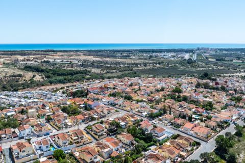 Villa i La Marina, Alicante, La Marina - € 220.000 | Ref: W6153 - foto 46